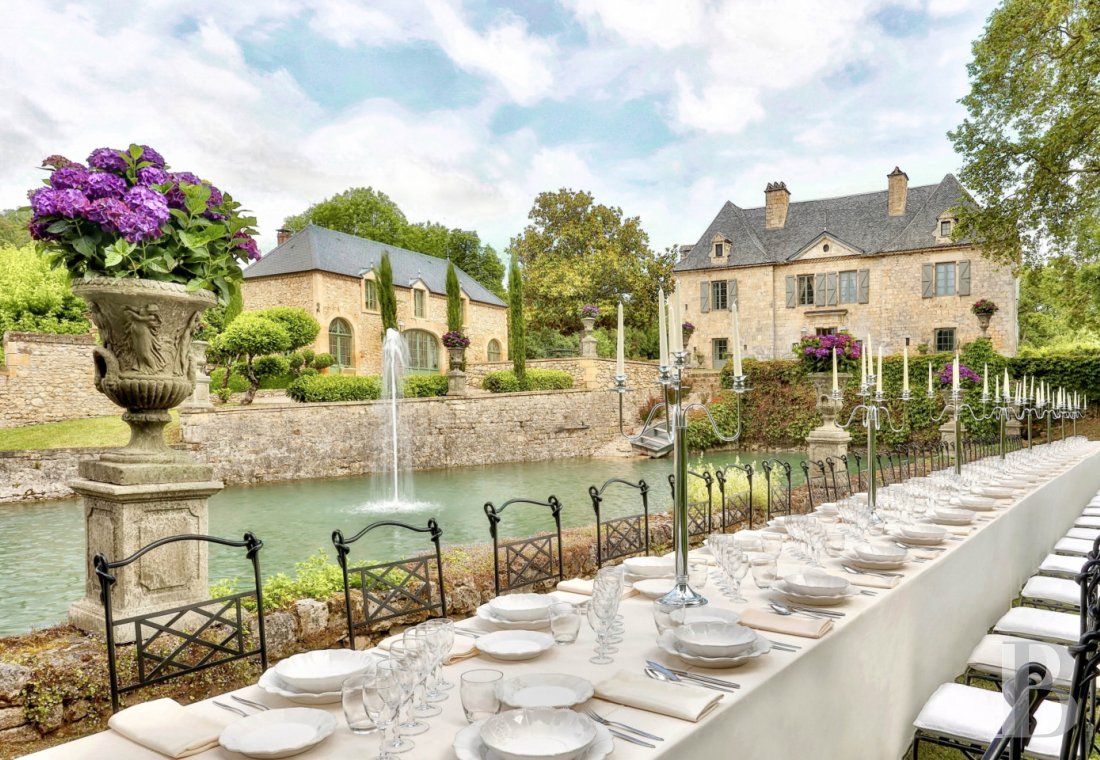 A Directoire style manor house and outbuildings dedicated to holidays south of Sarlat-la-Canéda, in the south of the Dordogne - photo  n°5